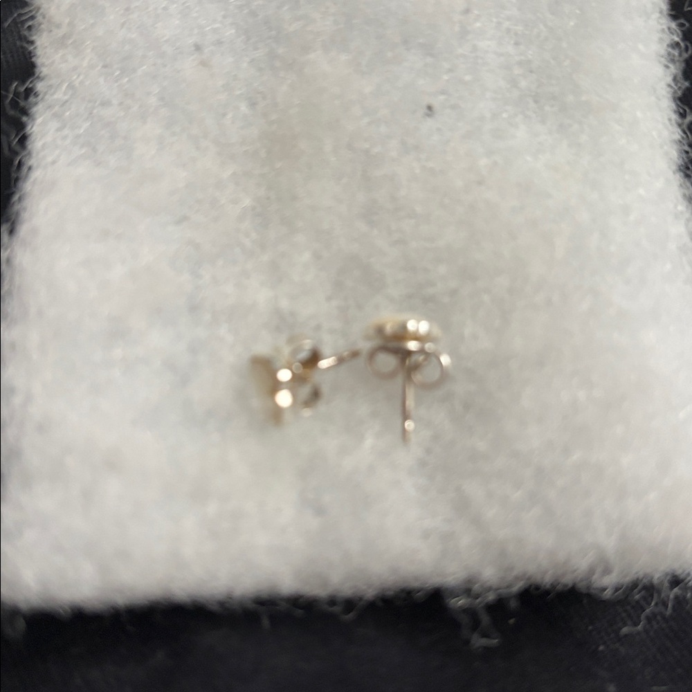 Tous 6mm Silver and Mother of Pearl Bear Stud Earrings - Picture 7 of 7
